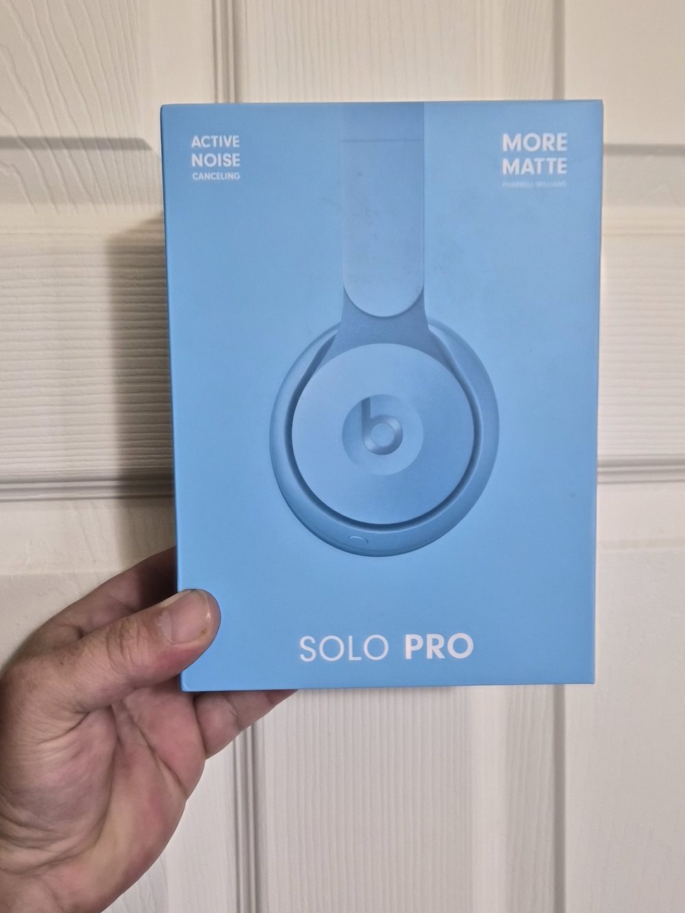 Beats by Dre Solo Pro Wireless Headphones - Light Blue